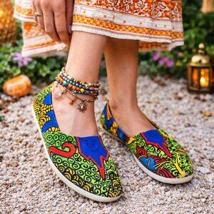 Chatties Colorful Slip-On Flats – Size 6 – Hand-Painted Style – Sleeper Design